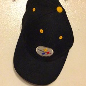 Black Pittsburgh Steelers cap